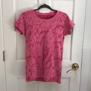 Lululemon swiftly tech short sleeve crew